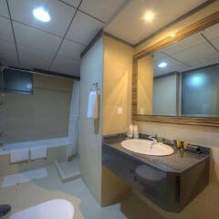 Отель Orchid Vue Дубай ванная