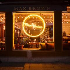 Отель Max Brown Midtown гостиничный бар