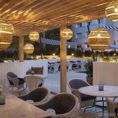 Отель Ac Victoria Suites By Marriott Барселона гостиничный бар