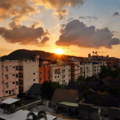 Отель Forty Winks Phuket