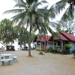 Отель Lanta Villa Resort пляж