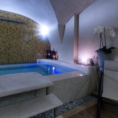 Golden Tower Hotel & Spa бассейн
