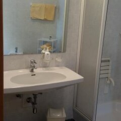 Hotel Maximilian Меран ванная