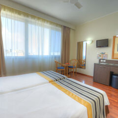 The Preluna Hotel Слима удобства в номере