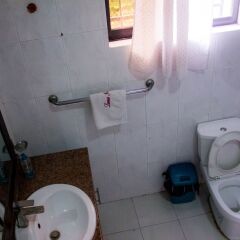 Отель Lamia Inn ванная