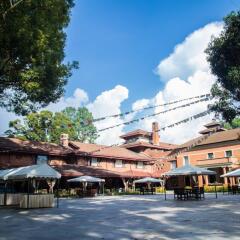 Отель Gokarna Forest Resort Непал, Катманду - отзывы, цены и фото номеров - забронировать отель Gokarna Forest Resort онлайн парковка
