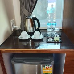 Отель Racha HiFi Homestay Пхукет удобства в номере фото 2