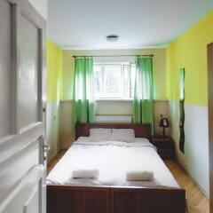 Отель Good Bye Lenin Hostel Польша, Краков - отзывы, цены и фото номеров - забронировать отель Good Bye Lenin Hostel онлайн комната для гостей