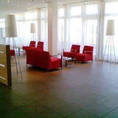 AZIMUT Hotel Munich с домашними животными