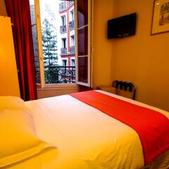 Отель Hôtel Des Trois Gares комната для гостей