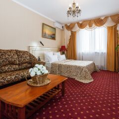 Гостиница Гранд Уют в Краснодаре - забронировать гостиницу Гранд Уют, цены и фото номеров Краснодар комната для гостей фото 6