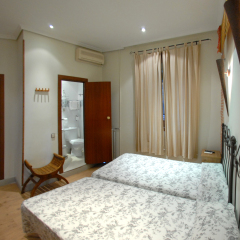 Отель Hostal Montecarlo комната для гостей