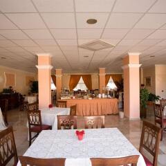 Hotel Villa Delle Rose Ористано питание