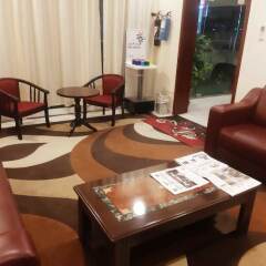 Отель Al Bishr Hotel Apartments ОАЭ, Шарджа - отзывы, цены и фото номеров - забронировать отель Al Bishr Hotel Apartments онлайн интерьер отеля