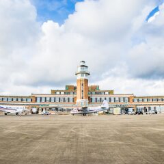 Отель Crowne Plaza Liverpool - John Lennon Airport Великобритания, Ливерпуль - отзывы, цены и фото номеров - забронировать отель Crowne Plaza Liverpool - John Lennon Airport онлайн парковка