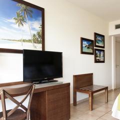 Отель PortAventura Hotel Caribe - Theme Park Tickets Included Испания, Салоу - 6 отзывов об отеле, цены и фото номеров - забронировать отель PortAventura Hotel Caribe - Theme Park Tickets Included онлайн комната для гостей фото 4