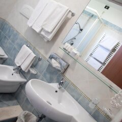 Отель Grand Hotel La Tonnara Италия, Амантея - отзывы, цены и фото номеров - забронировать отель Grand Hotel La Tonnara онлайн ванная фото 2
