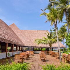 Отель Reethi Faru Resort фото 10
