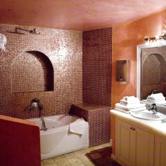 Отель Adamis Majesty Suites Греция, Остров Санторини - отзывы, цены и фото номеров - забронировать отель Adamis Majesty Suites онлайн ванная фото 2