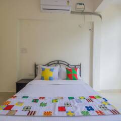 Отель OYO 11347 Home Peacefull 2BHK Panjim Гоа сейф в номере