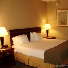 Отель Holiday Inn Express & Suites Gahanna/Columbus Airport E США, Гаханна - отзывы, цены и фото номеров - забронировать отель Holiday Inn Express & Suites Gahanna/Columbus Airport E онлайн комната для гостей фото 2
