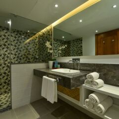 Отель Sealine Beach - a Murwab Resort ванная
