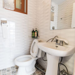 Отель Seoul y Guest house Южная Корея, Сеул - отзывы, цены и фото номеров - забронировать отель Seoul y Guest house онлайн ванная фото 2