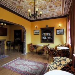Cheers Vintage - Hostel Турция, Стамбул - отзывы, цены и фото номеров - забронировать отель Cheers Vintage - Hostel онлайн интерьер отеля фото 2