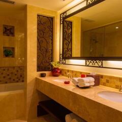 Отель Grand Solmar Lands End Resort and Spa - All Inclusive Optional ванная фото 2