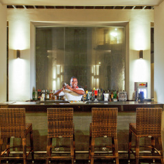 Отель Centara Ceysands Resort & Spa Sri Lanka гостиничный бар