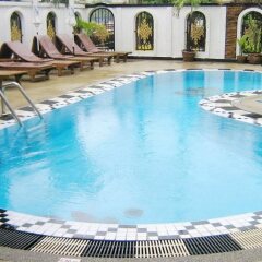 Orchid Hotel and Spa бассейн