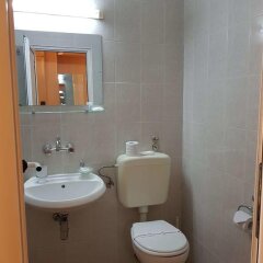 Отель Continental - Happy Land Hotel Болгария, Солнечный берег - отзывы, цены и фото номеров - забронировать отель Continental - Happy Land Hotel онлайн ванная фото 2