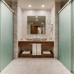 Nirvana Lagoon Villas Suites & Spa Турция, Бельдиби - 3 отзыва об отеле, цены и фото номеров - забронировать отель Nirvana Lagoon Villas Suites & Spa онлайн ванная