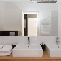 Отель Smartflats Archimede Penthouse Apartment Бельгия, Брюссель - отзывы, цены и фото номеров - забронировать отель Smartflats Archimede Penthouse Apartment онлайн ванная фото 2