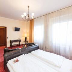 Hotel An Der Oper Dusseldorf Дюссельдорф комната для гостей