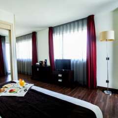 Отель Eurohotel Diagonal Port (ex Rafaelhoteles) в номере фото 2