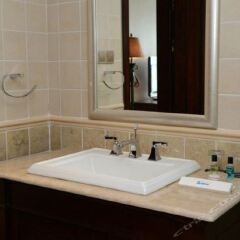Отель Bedom Apartment (Hangzhou Qiandao Lake) Китай, Ханчжоу - отзывы, цены и фото номеров - забронировать отель Bedom Apartment (Hangzhou Qiandao Lake) онлайн ванная