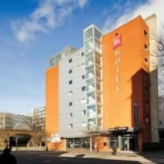 Отель ibis Manchester Centre Princess Street парковка