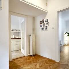 Апартаменты Operastreet.Com Apartments комната для гостей