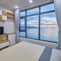 Апартаменты Sunrise Hon Chong Ocean View Apartment Нячанг комната для гостей фото 2