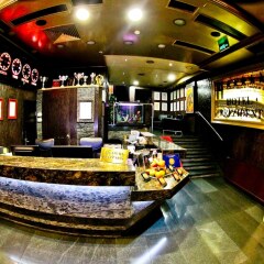 Prezident Hotel Нови Сад гостиничный бар