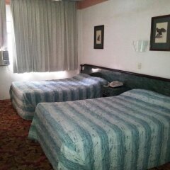Отель Suites Madrid 11 Мексика, Мехико - отзывы, цены и фото номеров - забронировать отель Suites Madrid 11 онлайн комната для гостей фото 3
