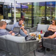 Отель ibis Tallinn Center (Opening July 2019) Эстония, Таллин - 6 отзывов об отеле, цены и фото номеров - забронировать отель ibis Tallinn Center (Opening July 2019) онлайн бассейн