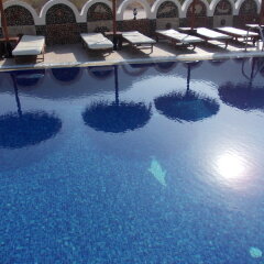 Отель Aparthotel Black Sand бассейн фото 3