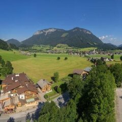 Отель Restaurant Hexenalm Австрия, Зёлль - отзывы, цены и фото номеров - забронировать отель Restaurant Hexenalm онлайн приотельная территория фото 2