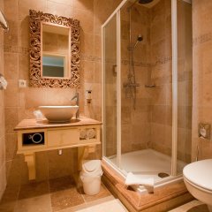 Chateau d'Urspelt in Clervaux, Luxembourg from 185$, photos, reviews - zenhotels.com bathroom