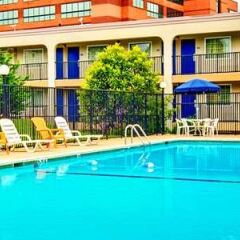 Отель Days Inn Towson бассейн фото 3