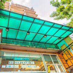 El Majestic Bangkok Hotel Sukhumvit 33 Бангкок бассейн