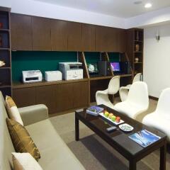 Отель Mookai Suites Мальдивы, Северный атолл Мале - отзывы, цены и фото номеров - забронировать отель Mookai Suites онлайн развлечения