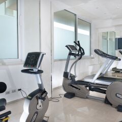 Отель Mercure Rimini Artis Римини фитнесс-зал фото 3